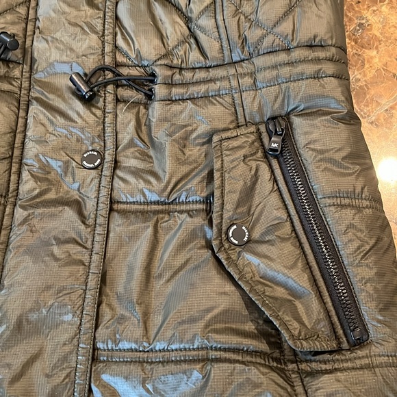 Michael Kors Olive Hooded Puffer Vest size Large - Picture 8 of 13